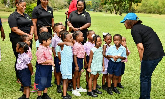 Her Excellency Attends The Cotton Tree Foundation’s 20th Annual Charity Golf Tournament