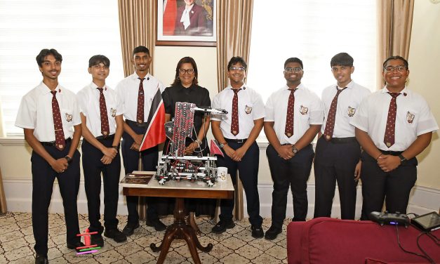 Her Excellency Meets the Presentation College, Chaguanas Robotics Team