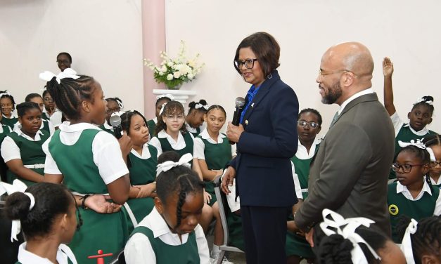 Their Excellencies visit four schools in the St George East Education District